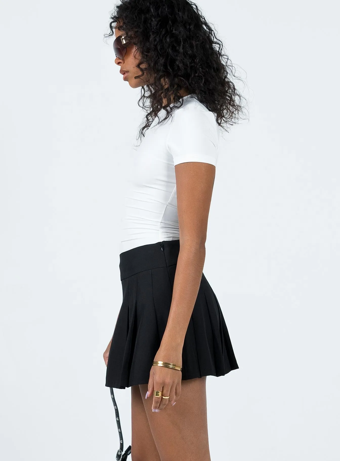Wardrobe Classic Calardo Pleated Mini Skirt Black