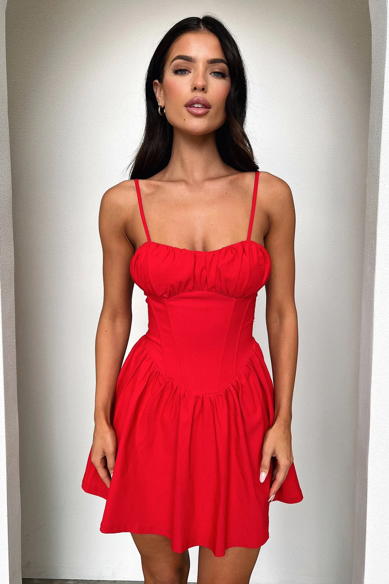 Zanaya Dress - Red Stylish short-sleeve mini