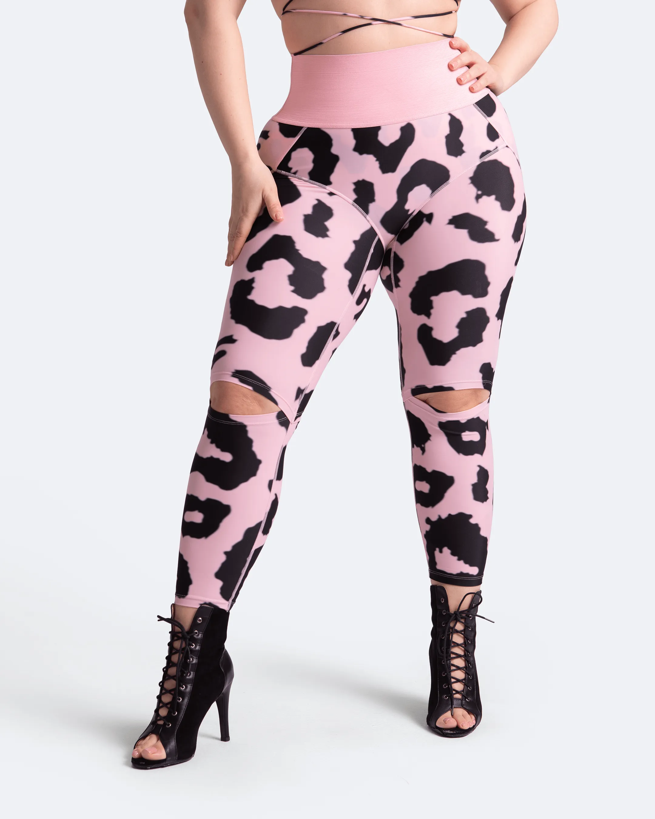 High-Rise Knee-Slit Leggings Hiking Trail Mesh Panel