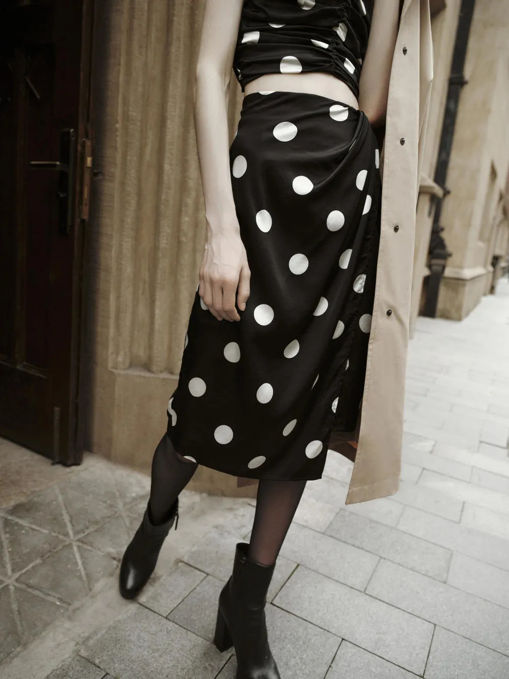 Luxury Trim Silk Blend Slit Skirt