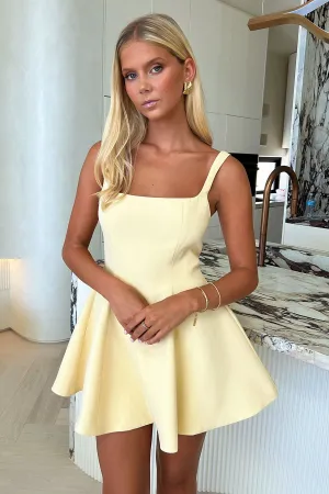 Alice Dress - Yellow Play Mode
