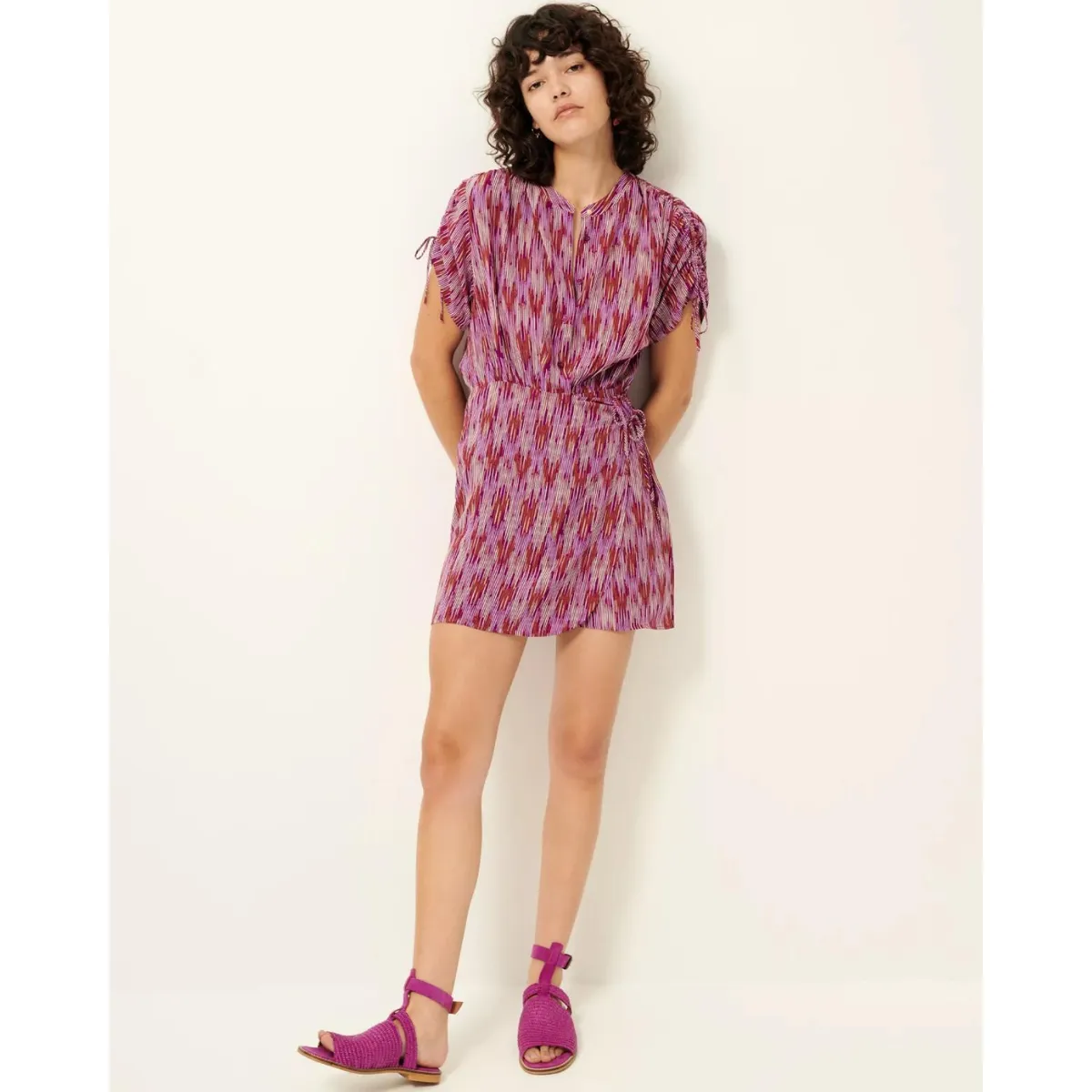 MoistureWicking Technology Plum Ikalia Noa Dress