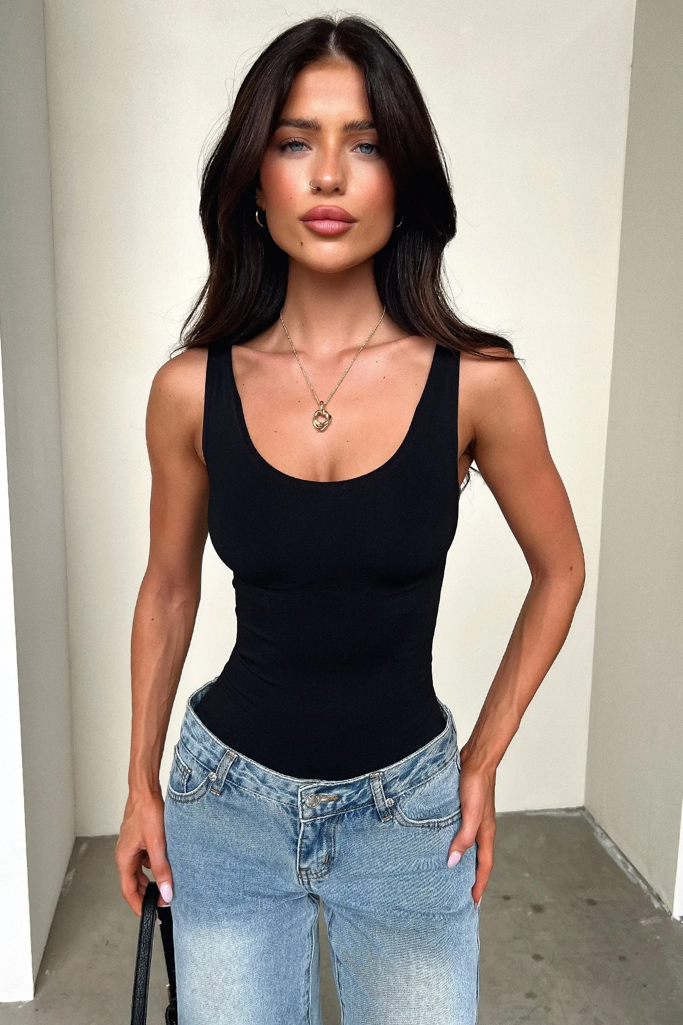 Date Night Sunny Vibes Minimal Fit Marcus Low Rise Jeans - Washed Denim