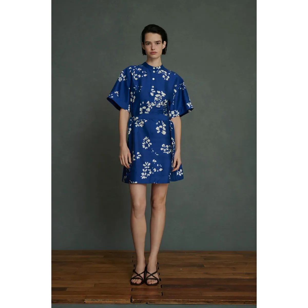 Blue Off White Wanda Dress UVProtectionFinish