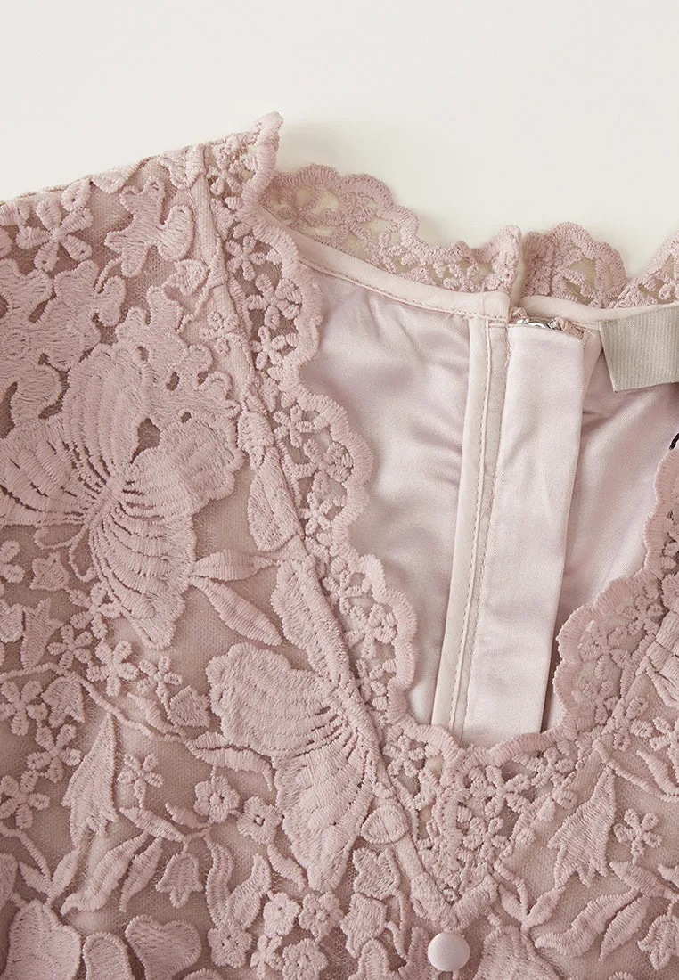 V-neck Puff-sleeve Lace Dress FourWayStretchClothing