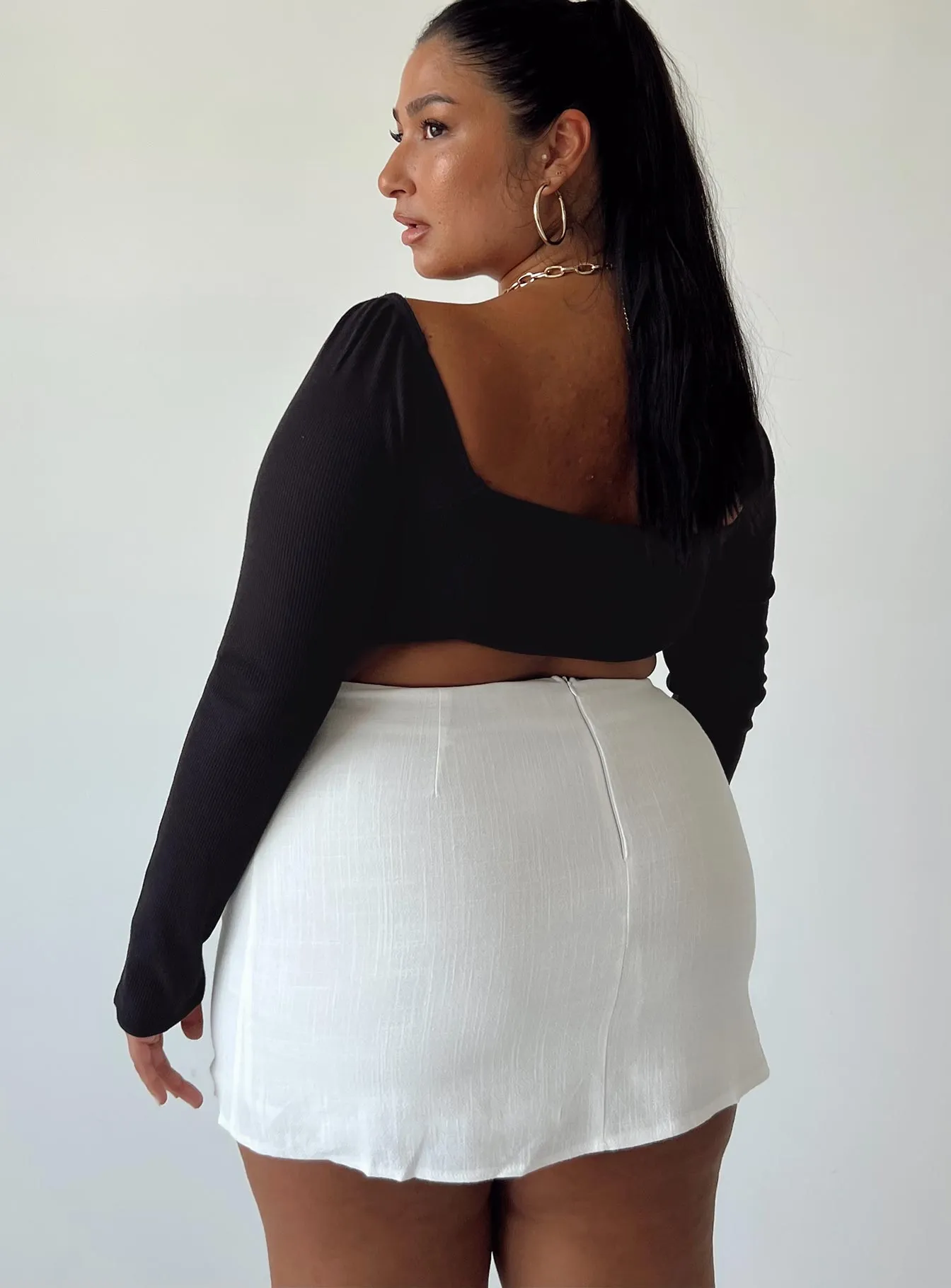 Streetwear Look Selby Mini Skirt White Curve