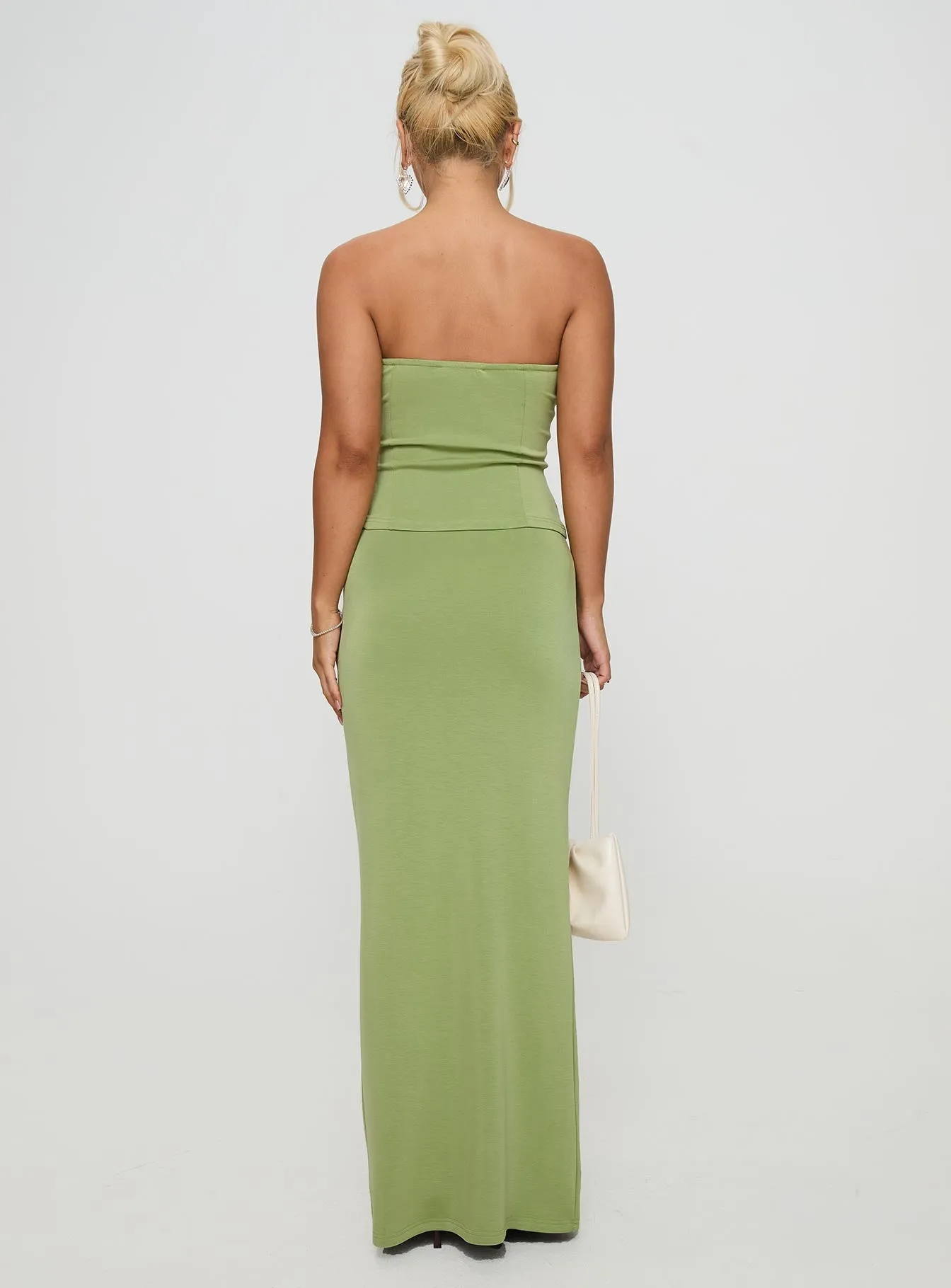 Versatile Outfit Stylist Pick Sun Chaser Maxi Skirt Green