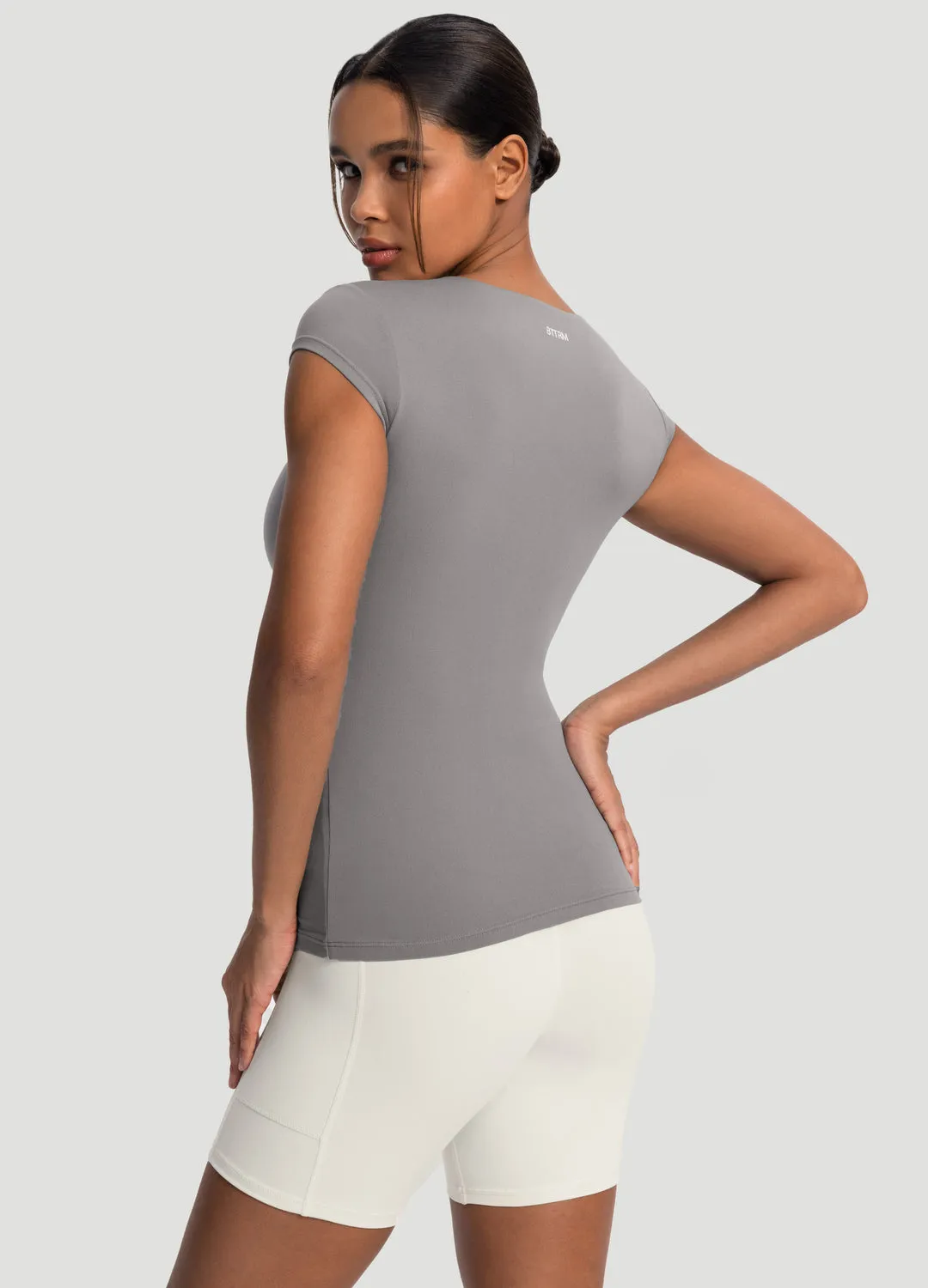 Multi Directional Stretch Classic timelessness Essential Fitted Tee