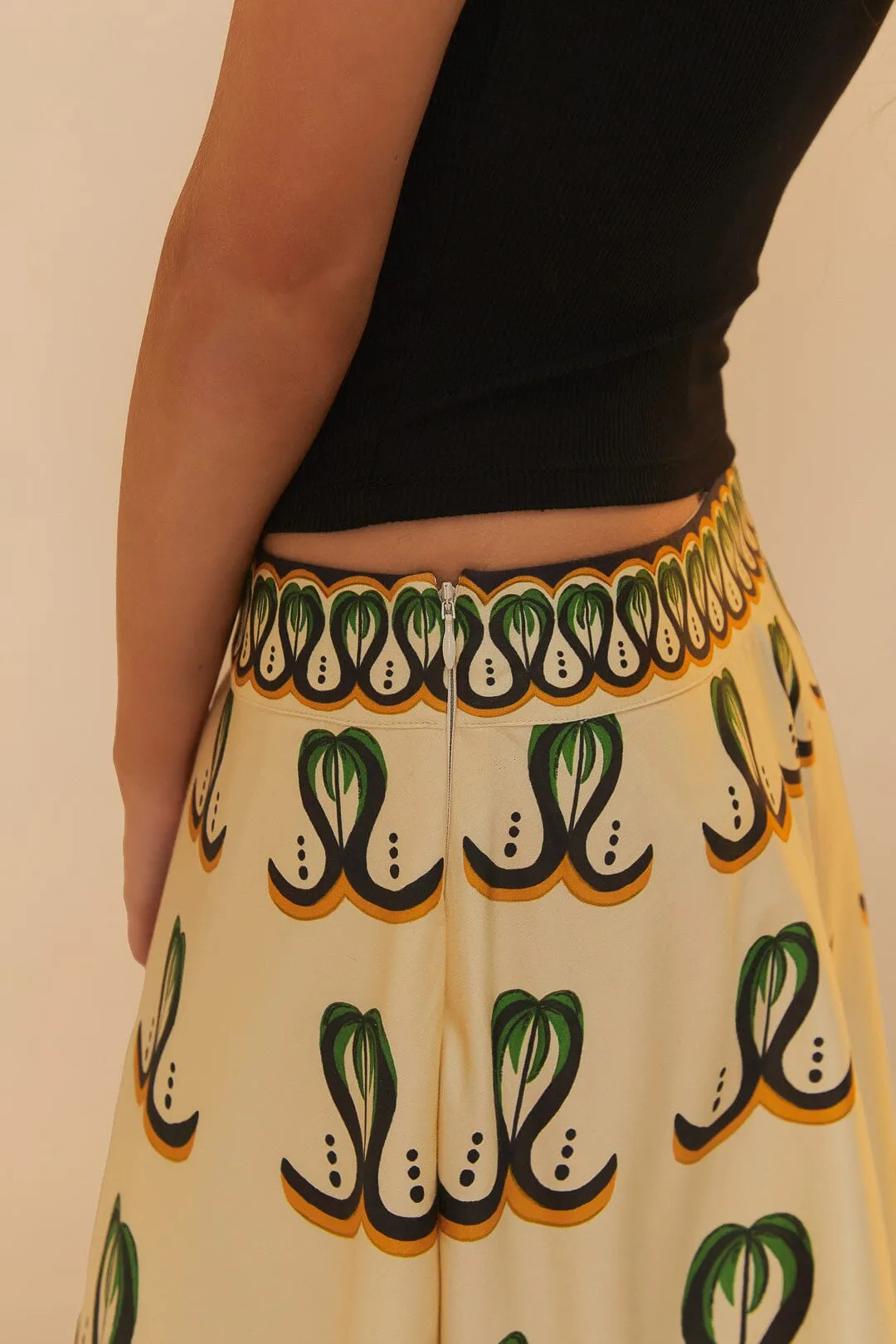 Off-White Coconut Tree Flow Skirt Vegan Material Stretch Comfort