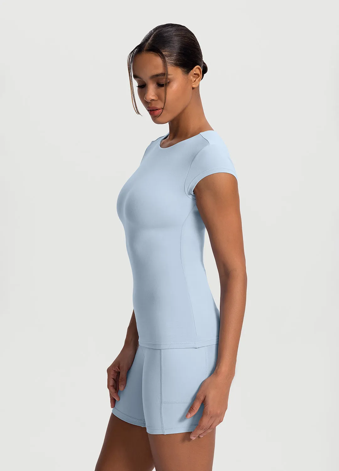 Essential Fitted Tee Flexible Collar
