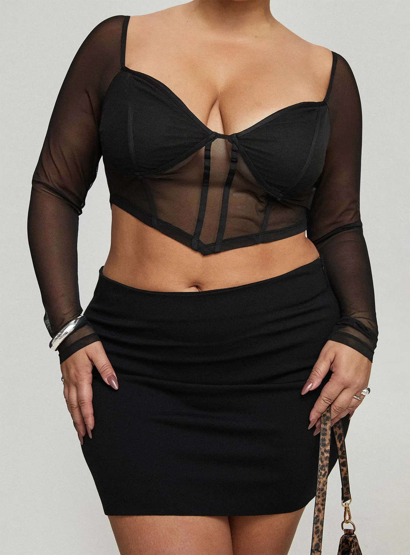 Karley Low Waist Mini Skirt Black Curve Draped Silhouette Cool Details