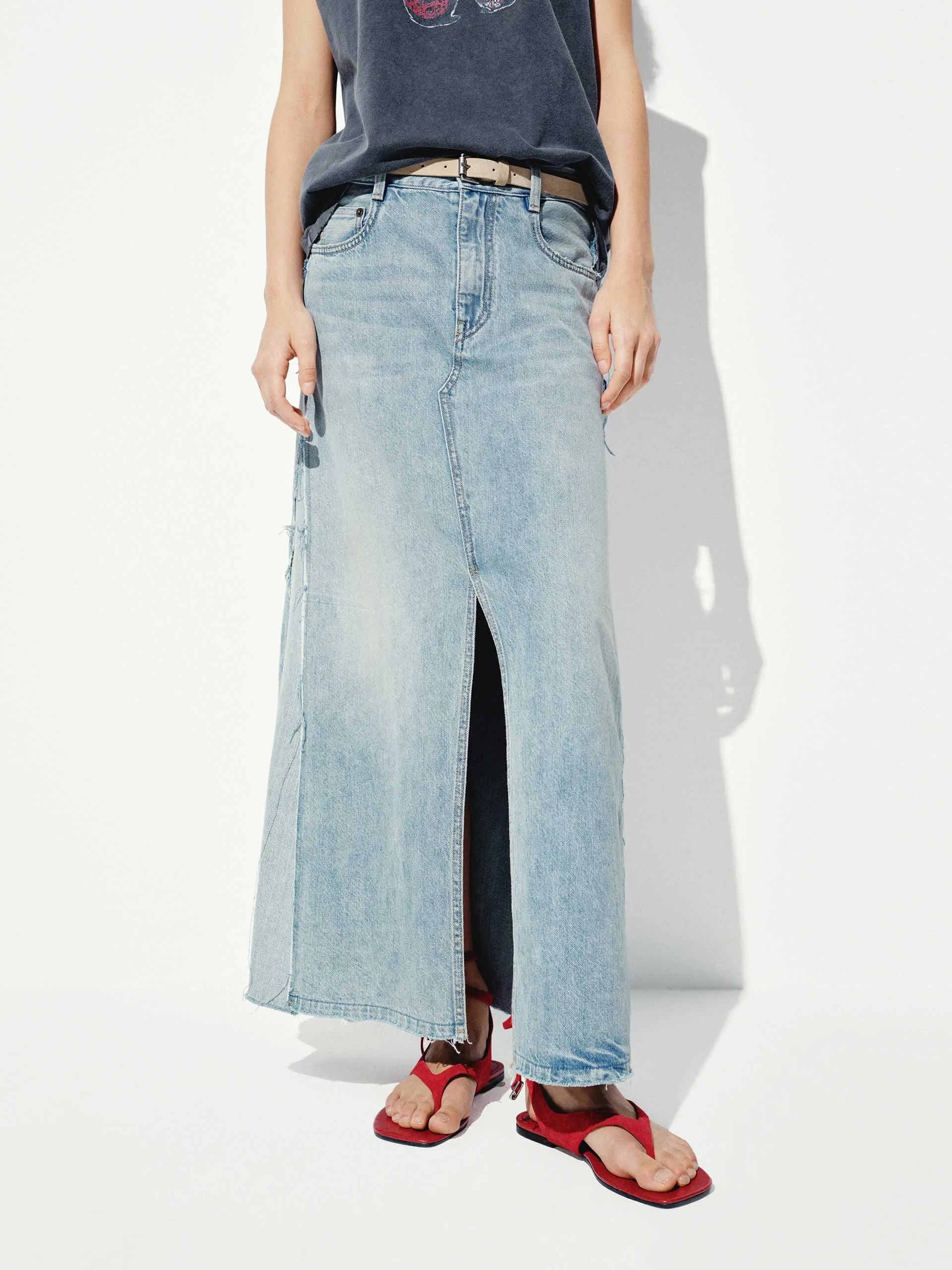 Laser Cut Edges Paneled Detail Maxi Denim Skirt