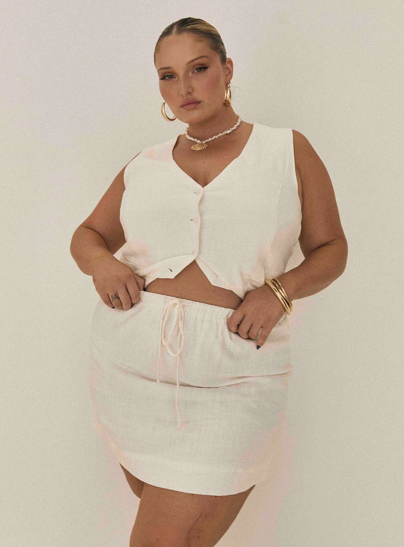 Evry Linen Blend Mini Skirt White Curve Easy Motion Chic Fit