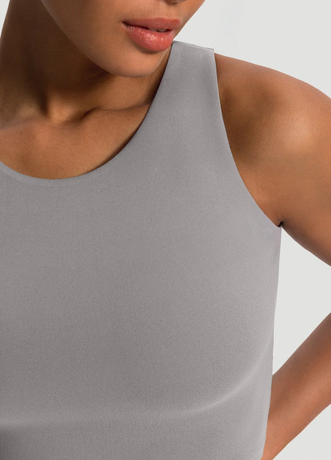 High Neck Cropped Tank Top Quick Pull Tab Athletic Core Stabilizer