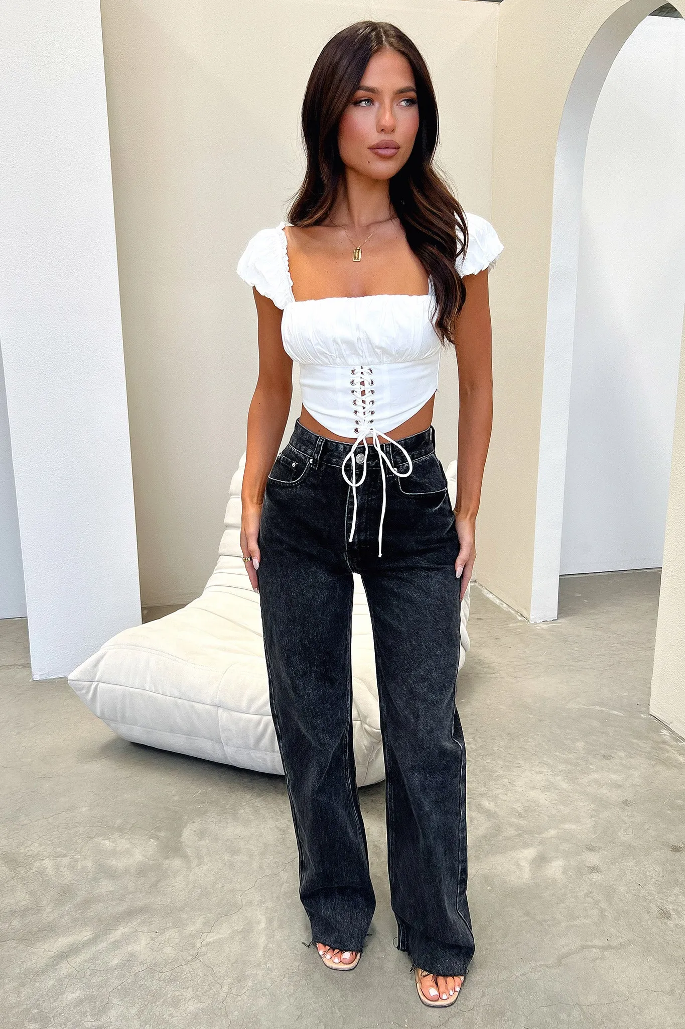 Ace Semi-Wide Leg Denim Jeans - Black Date Night Sunny Vibes
