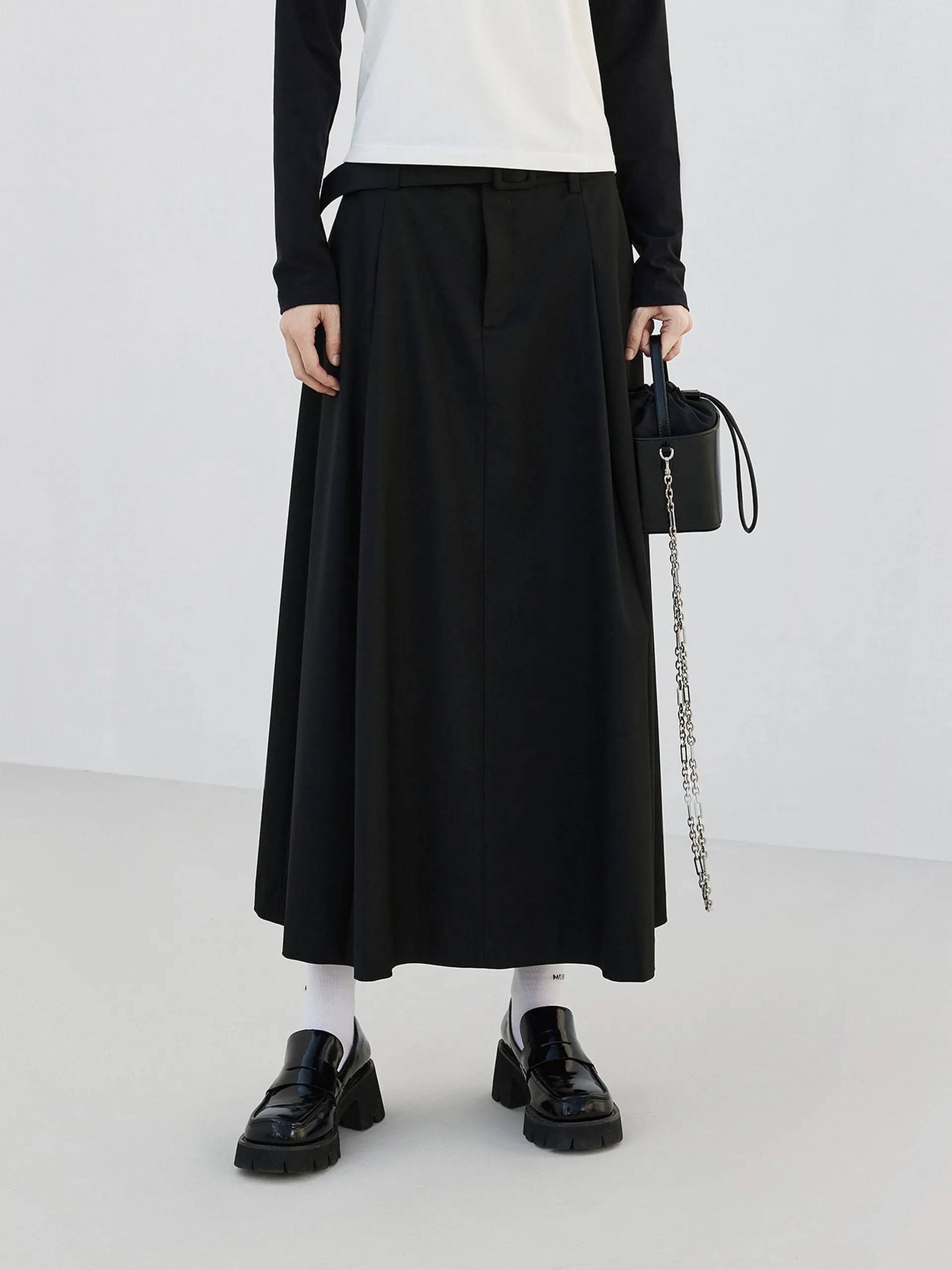 Flexible Motion High Waist A Line Skirt with Belt