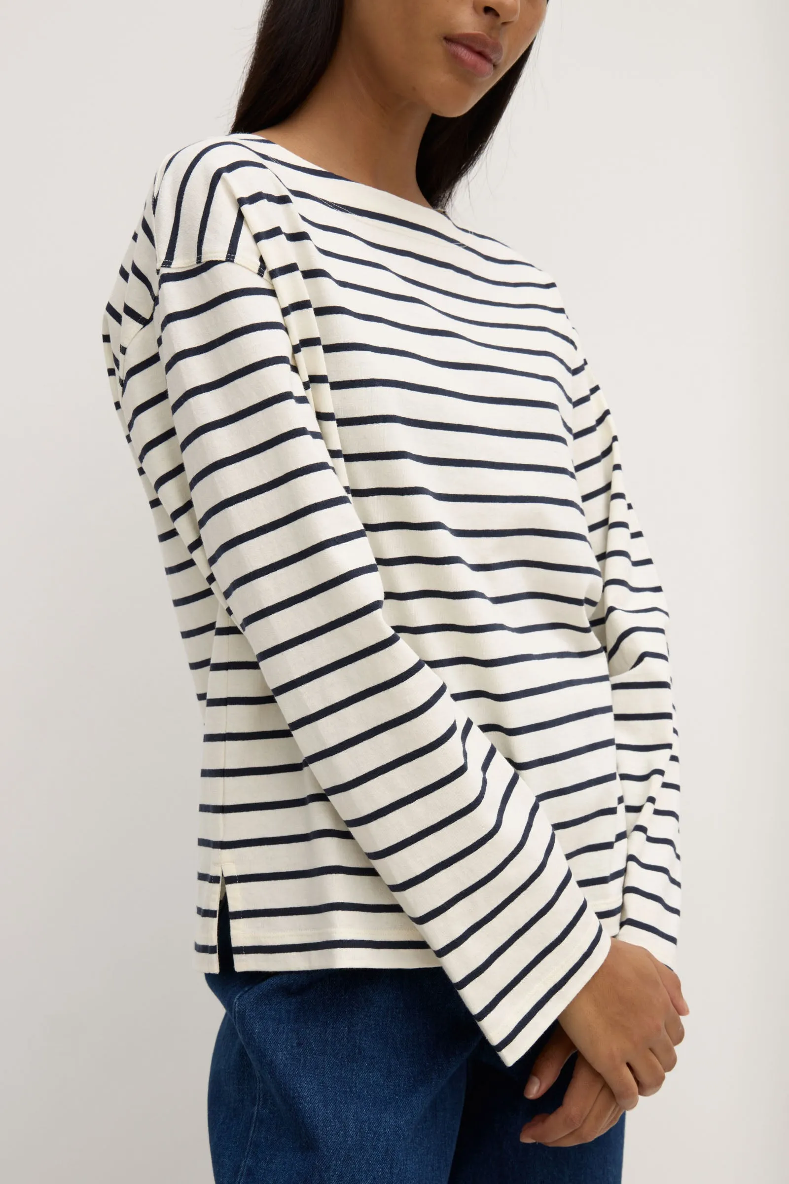 BiasCut Trims Train Ease Bonne Long Sleeve Tee