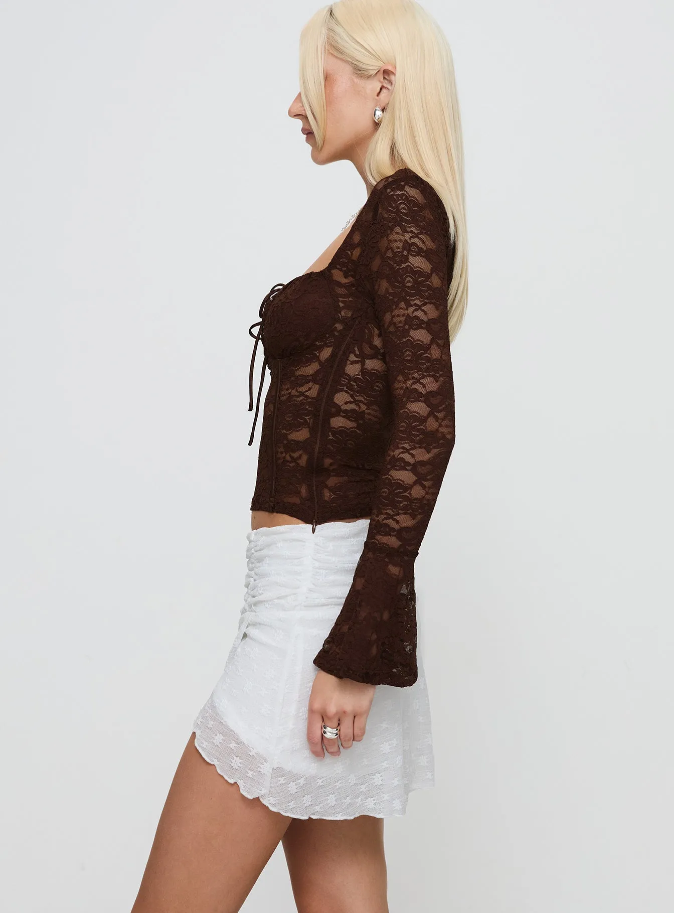Sanchia Ruched Mini Skirt White Pleated Construction On-The-Go Outfit