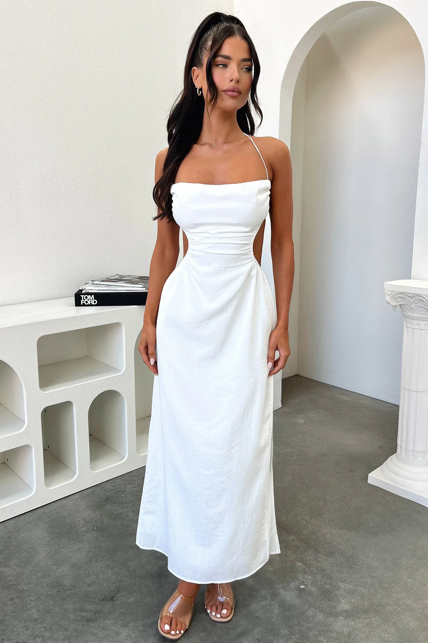 Soft draping maxi Event Perfect Omika Maxi Dress - White
