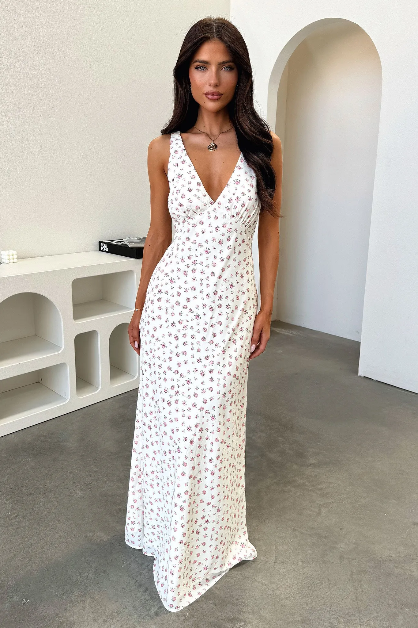 Forest Air Emerald Pop Naf V-Neck Maxi Dress - Rose Floral