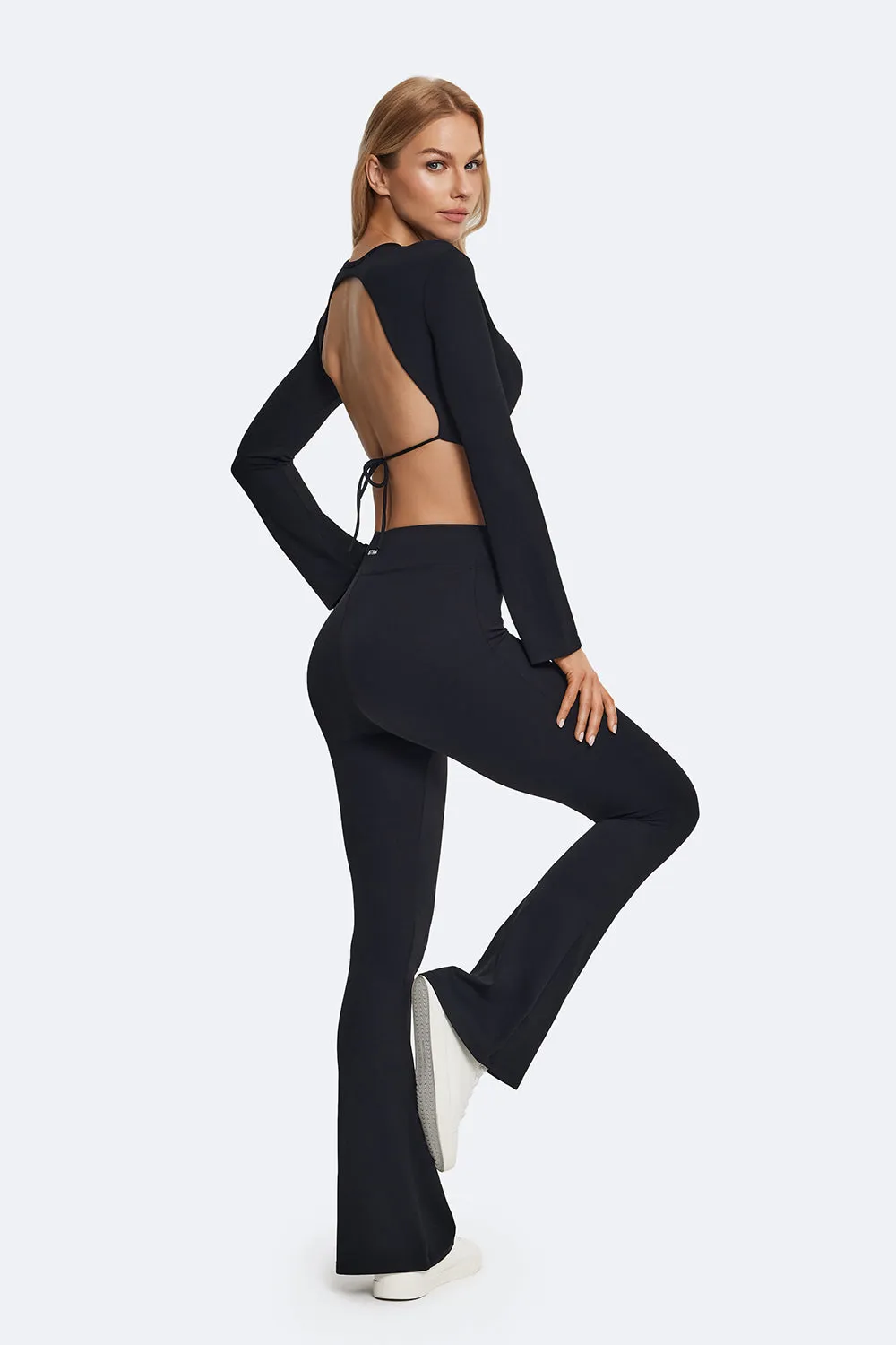 High-Waisted Flared Leggings Power Stretch Weekend Outfit