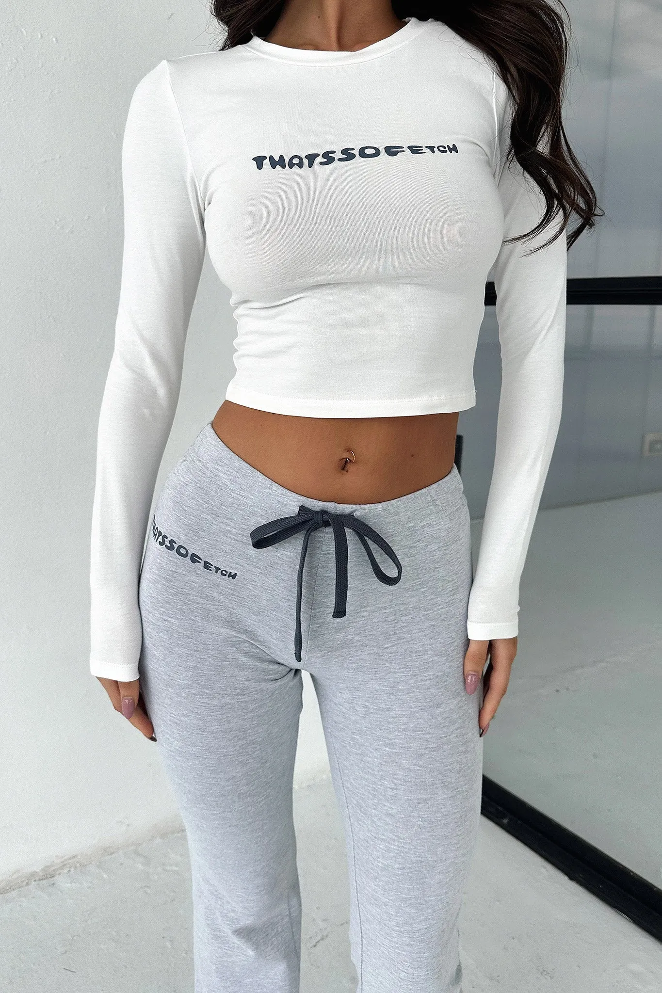 Non Restrictive Fit Abrasion resistant Bamba Long Sleeve Tee - White/Navy