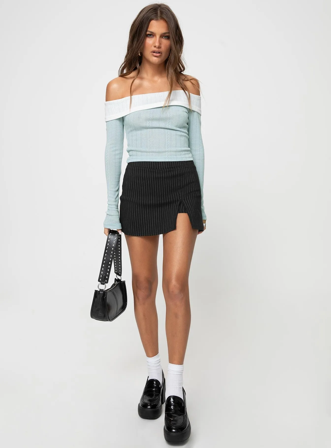 Roby Pinstripe Skort Black high contrast Outfit Mood