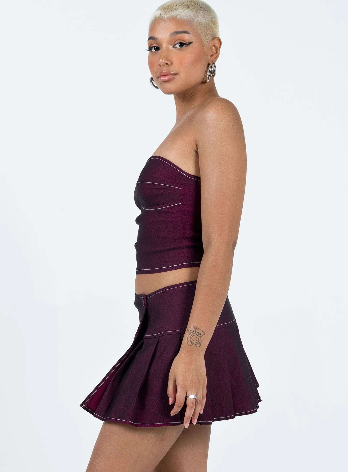 Reinforced Hemline Travel Vibes Motel Zabini Skirt Burgundy