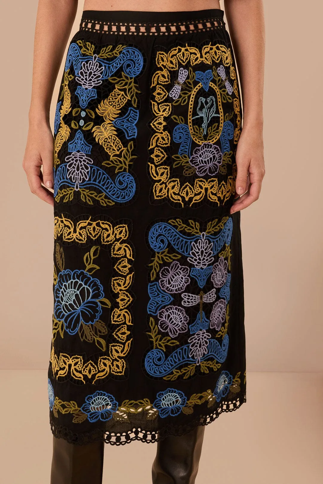 Black Richelieu Midi Skirt Minimal Look Modern Cut