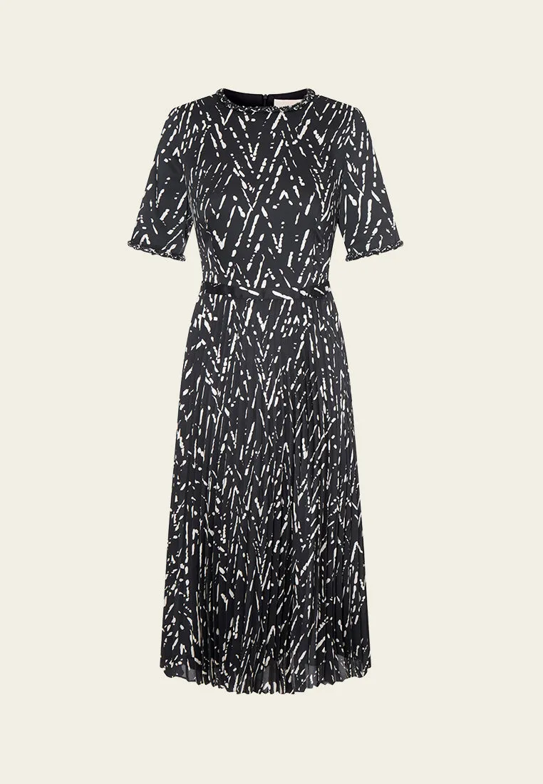 Reinforced Knees Black-and-white Abstract-pattern Braided-trim Dress