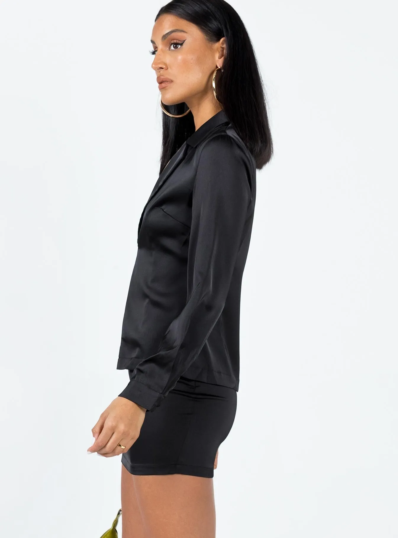 Tiered Design Eileen Set Black