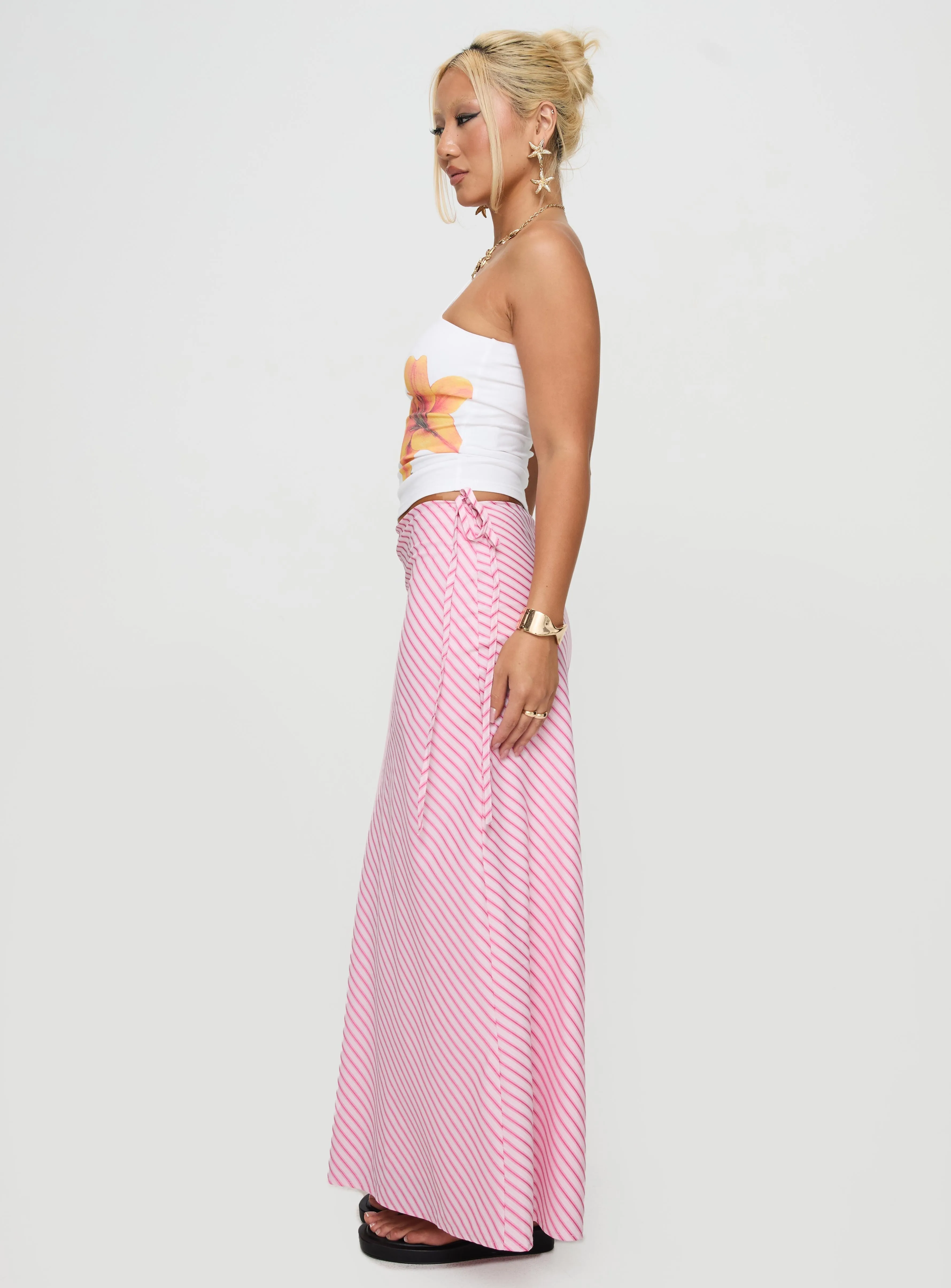 Button Details Fluttering Maxi Skirt Pink Stripe