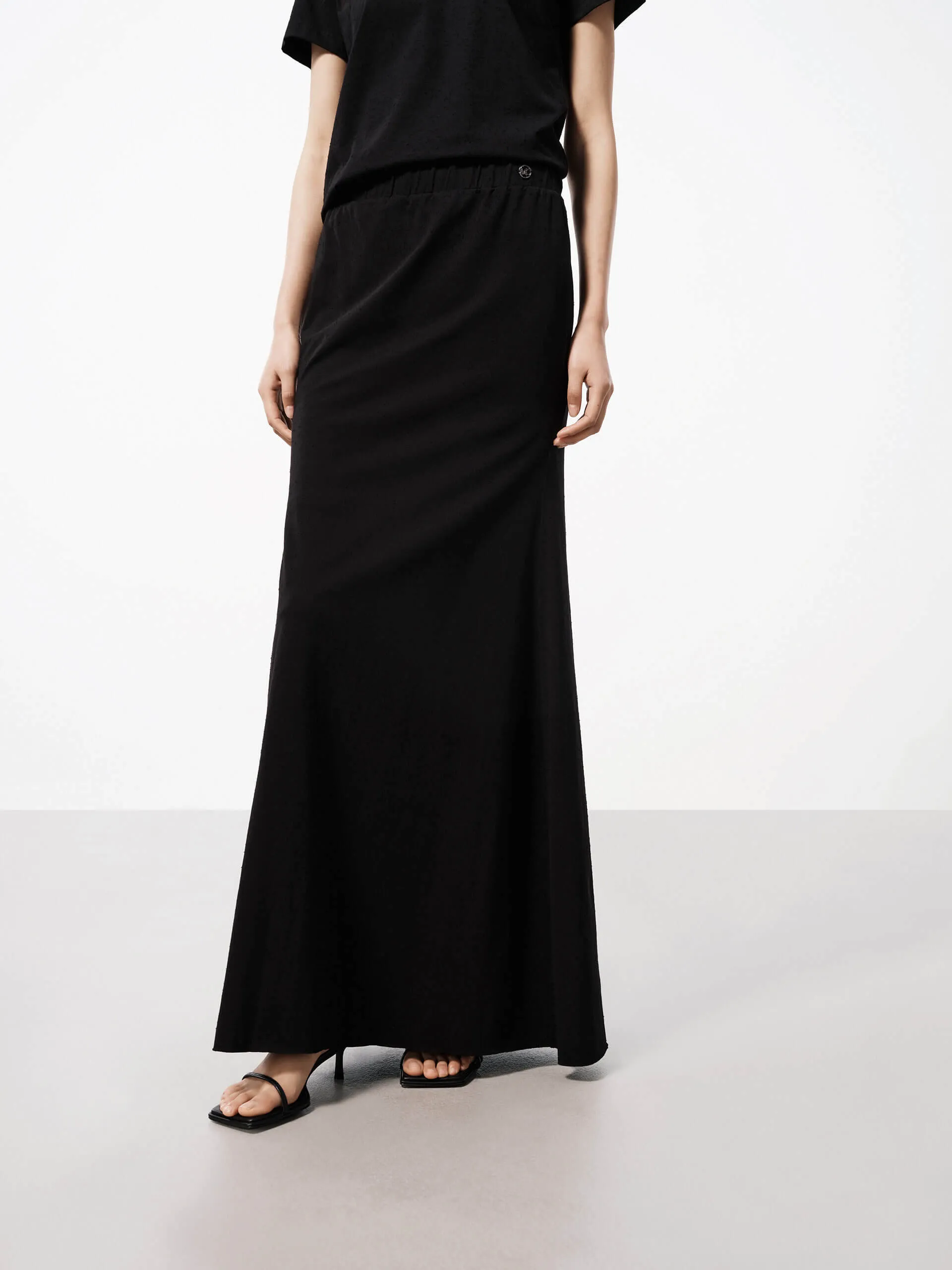 Distressed Jersey Maxi Skirt Classic Elegance