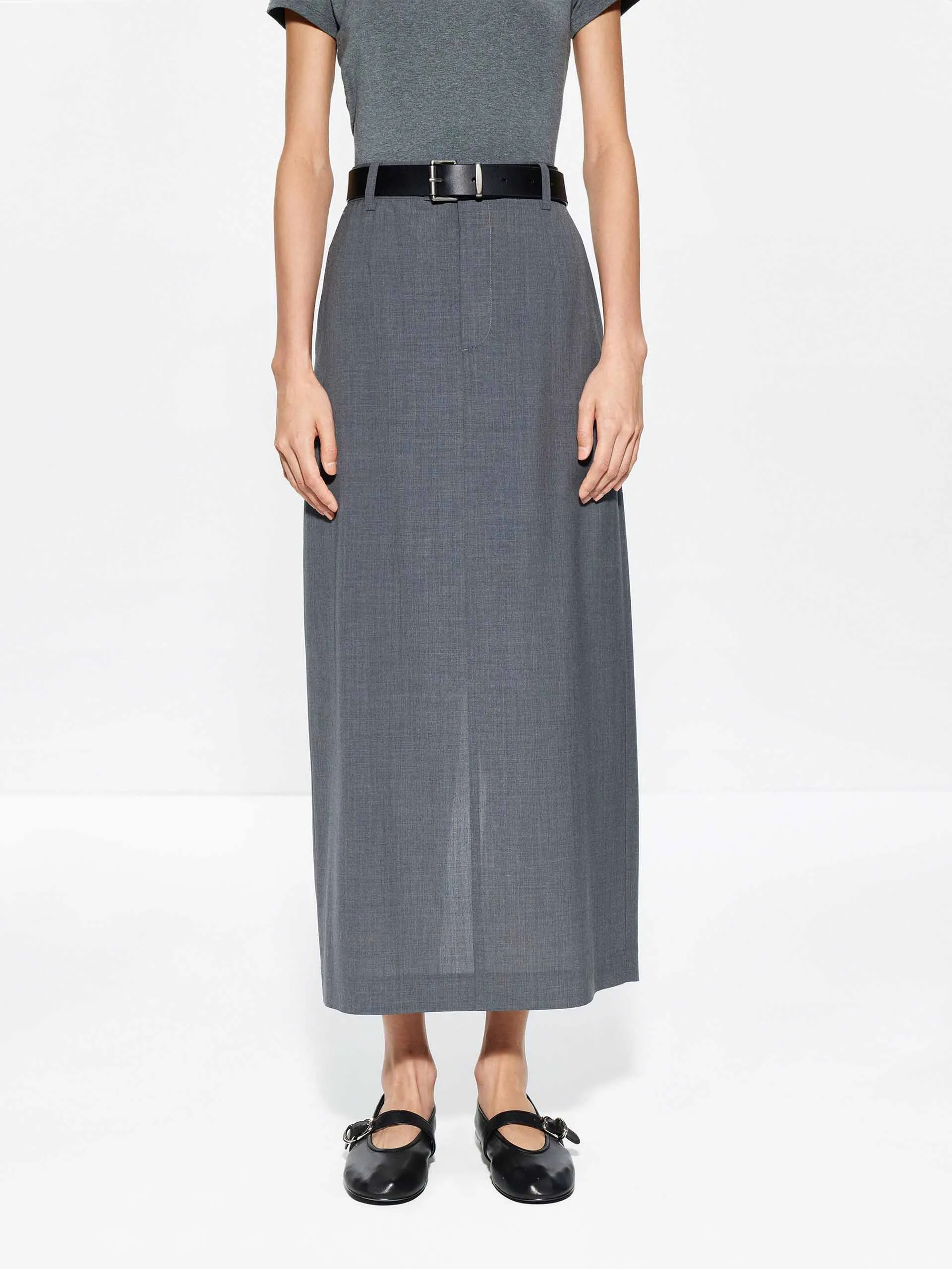Straight Cut Back Slit Skirt Gentle Wear