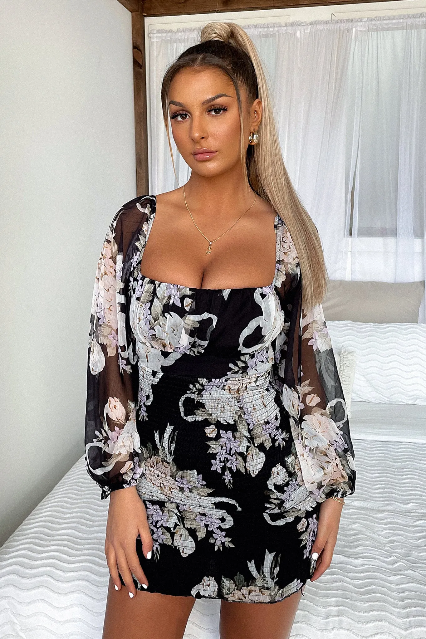 Moisture Wicking Lining Trend Beat Soni Dress - Black Floral