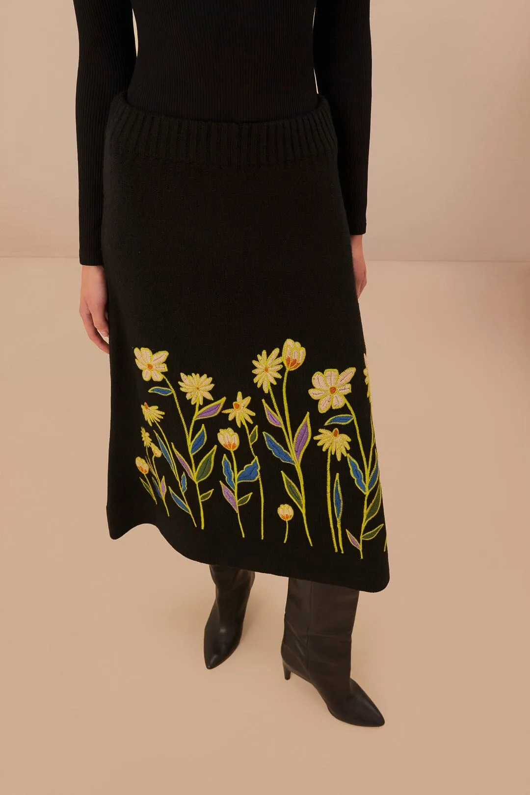 Black Farm Rio Flowers Embroidered Knit Skirt Animal Print Refined Texture