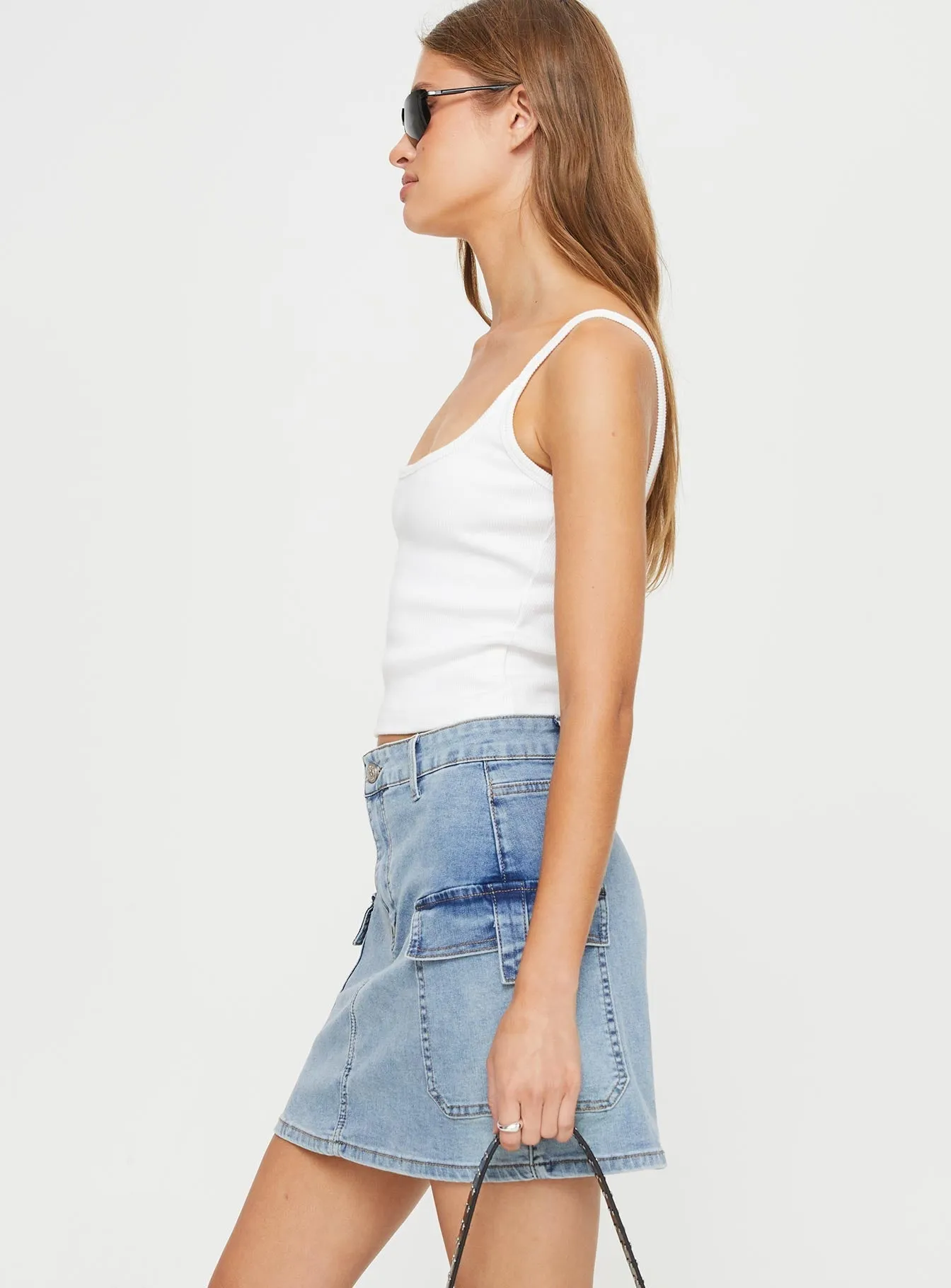 Winthrop Denim Mini Skirt Mid Wash Weekend Style Elegant Feel