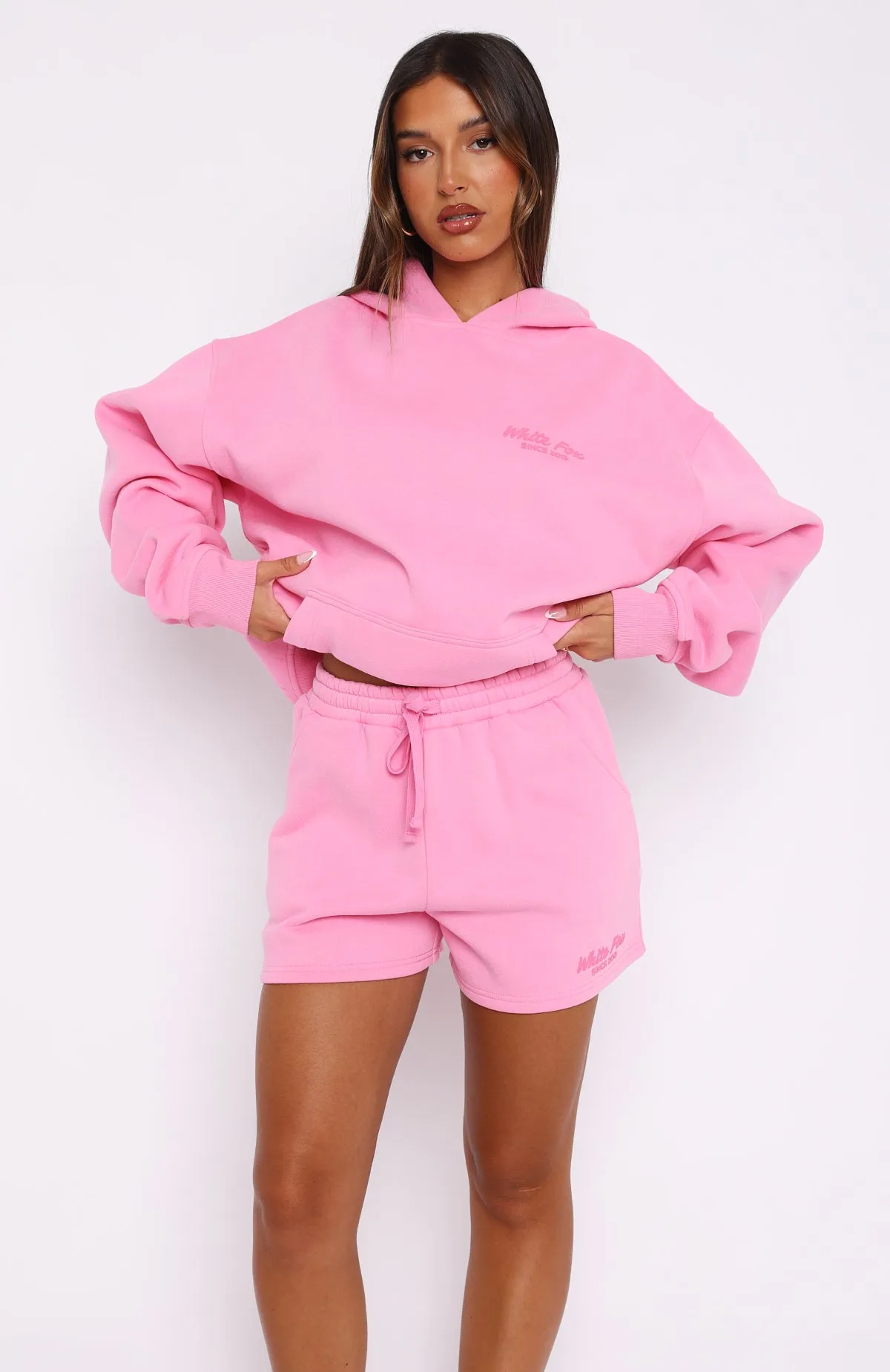 Minimalist Look low waisted Leisure Edition Lounge Shorts Pink