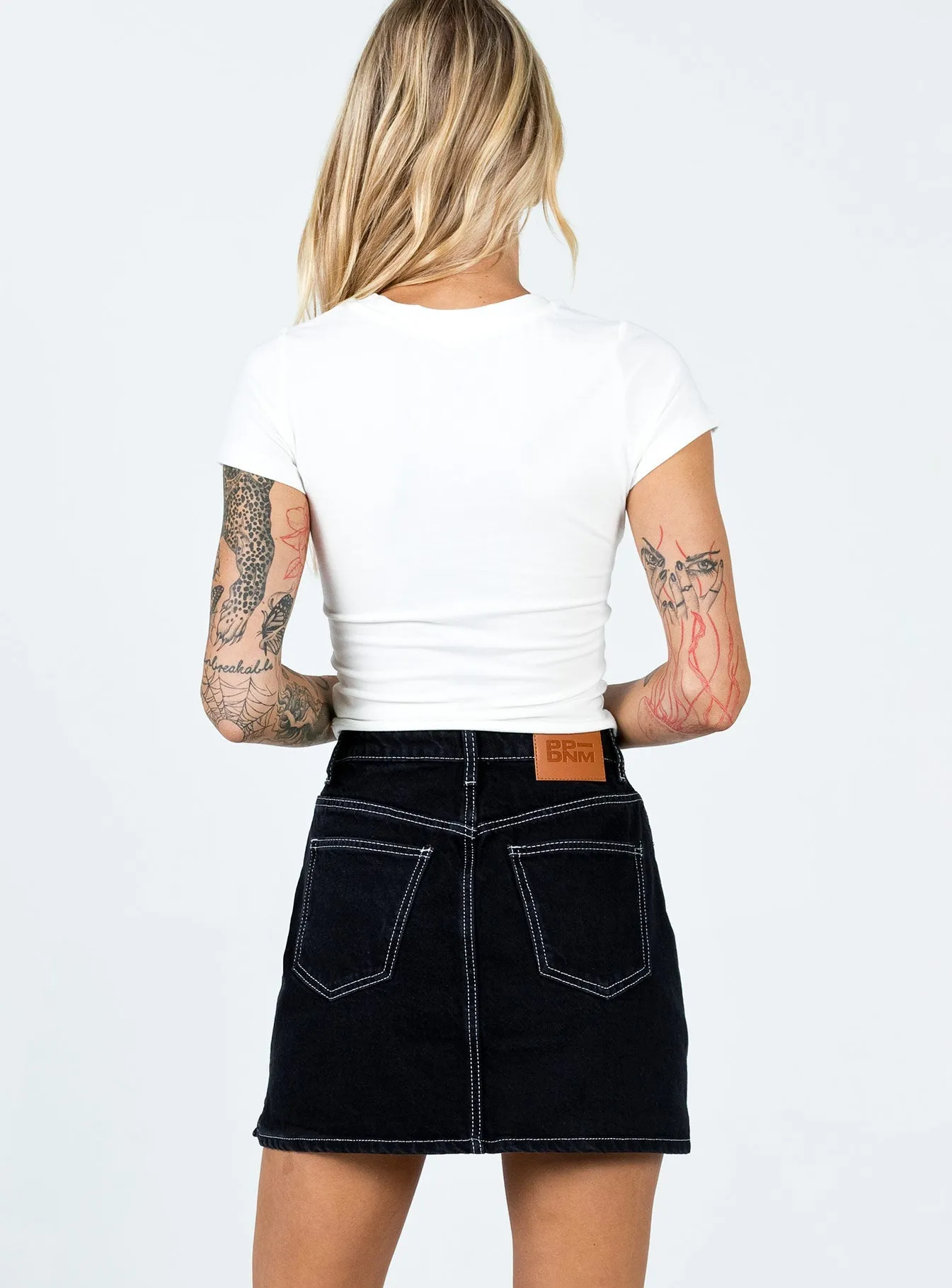 Aswan Constrast Stitch Mini Skirt Black music concert