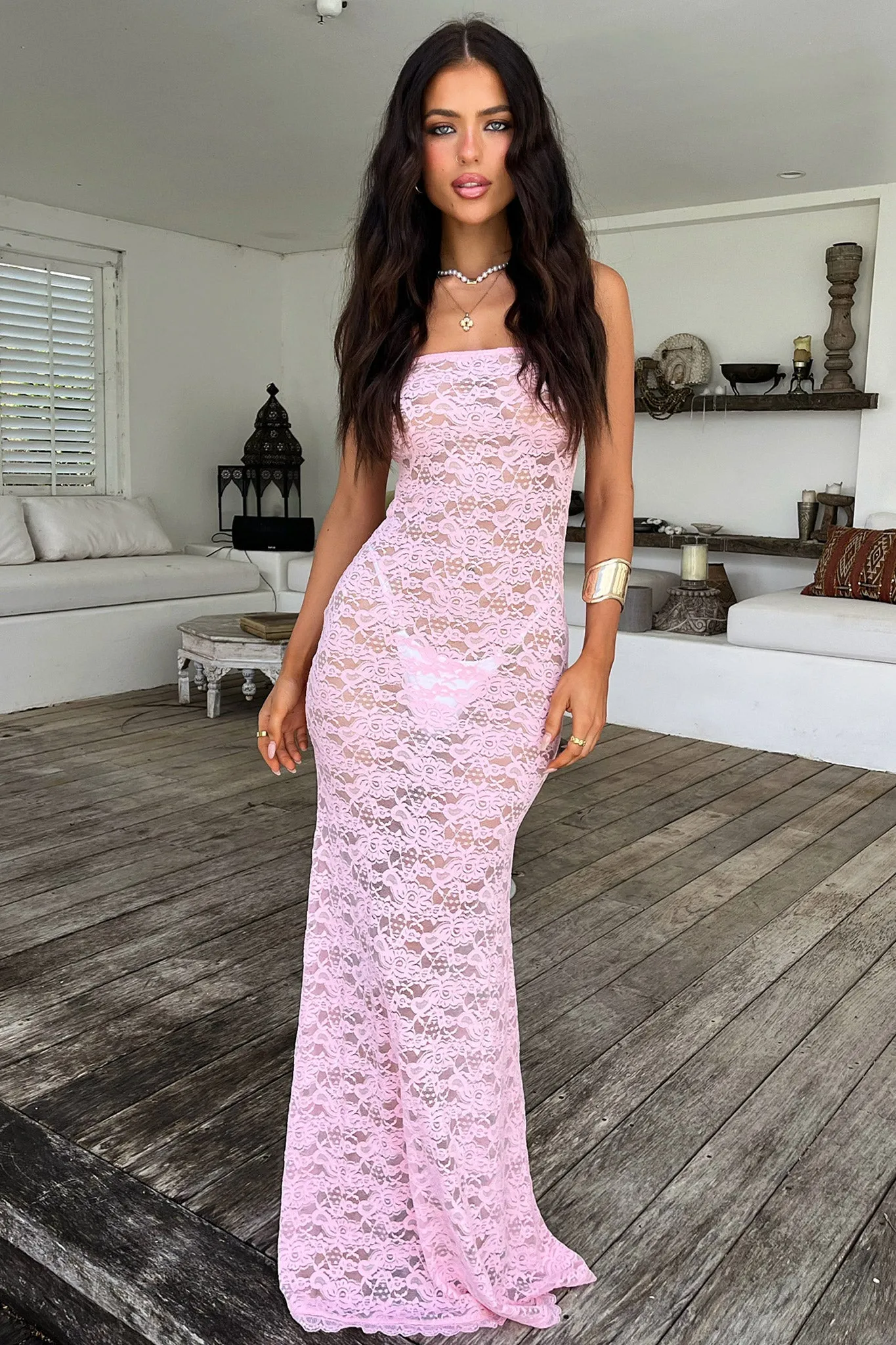 Amber Glow This dress offers a flattering shape that can easily be accessorized for a variety of looks Veradi Maxi Dress - Baby Pink