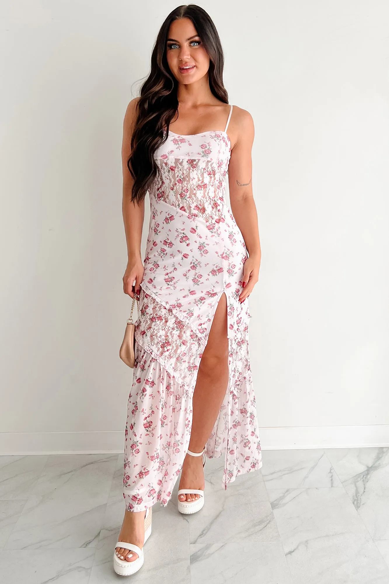 Soft drape summer gown Country Glow Full-Time Flirt Floral Mesh Maxi Dress (Blush)