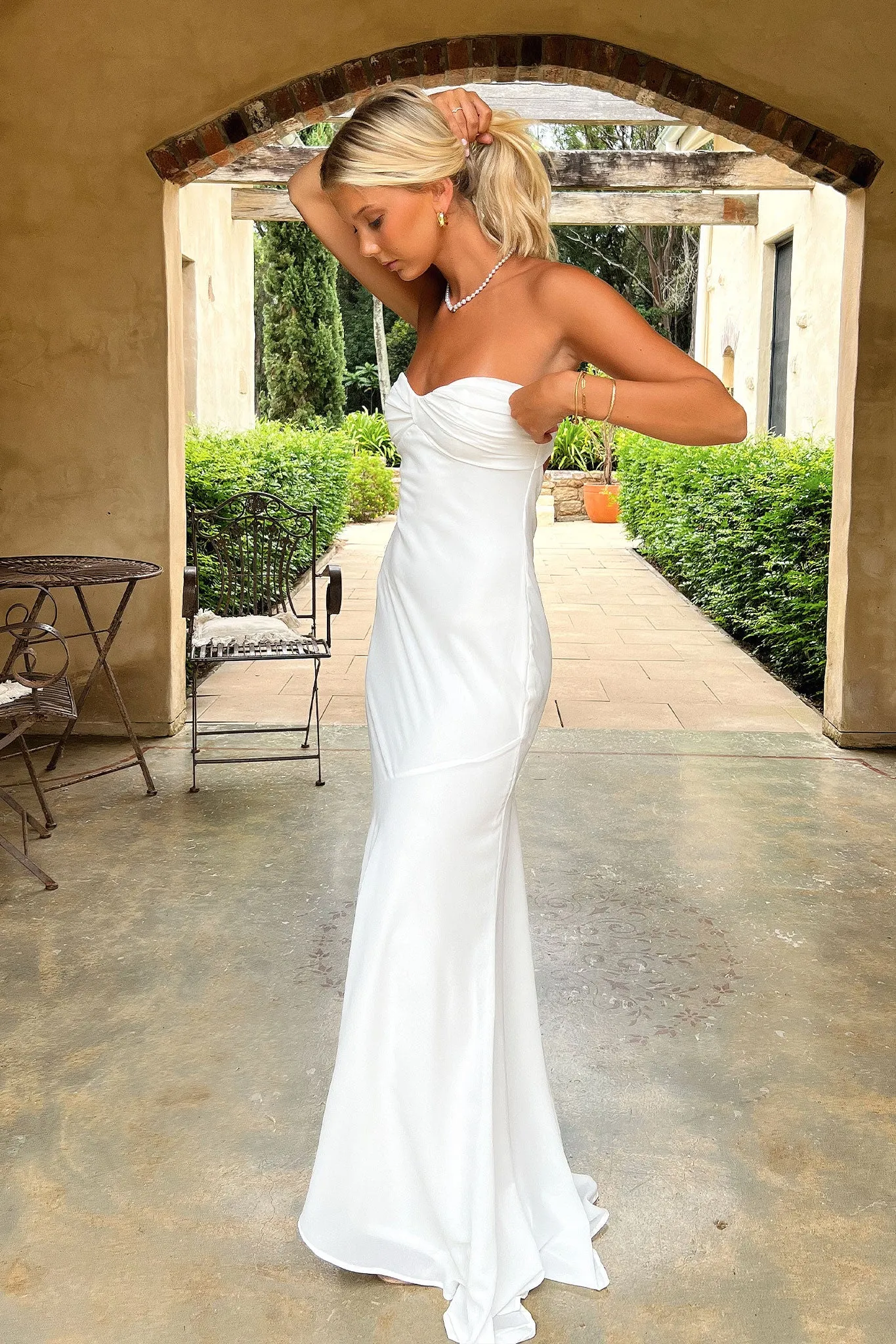 Jesson Strapless Maxi Dress - White Soft Pink