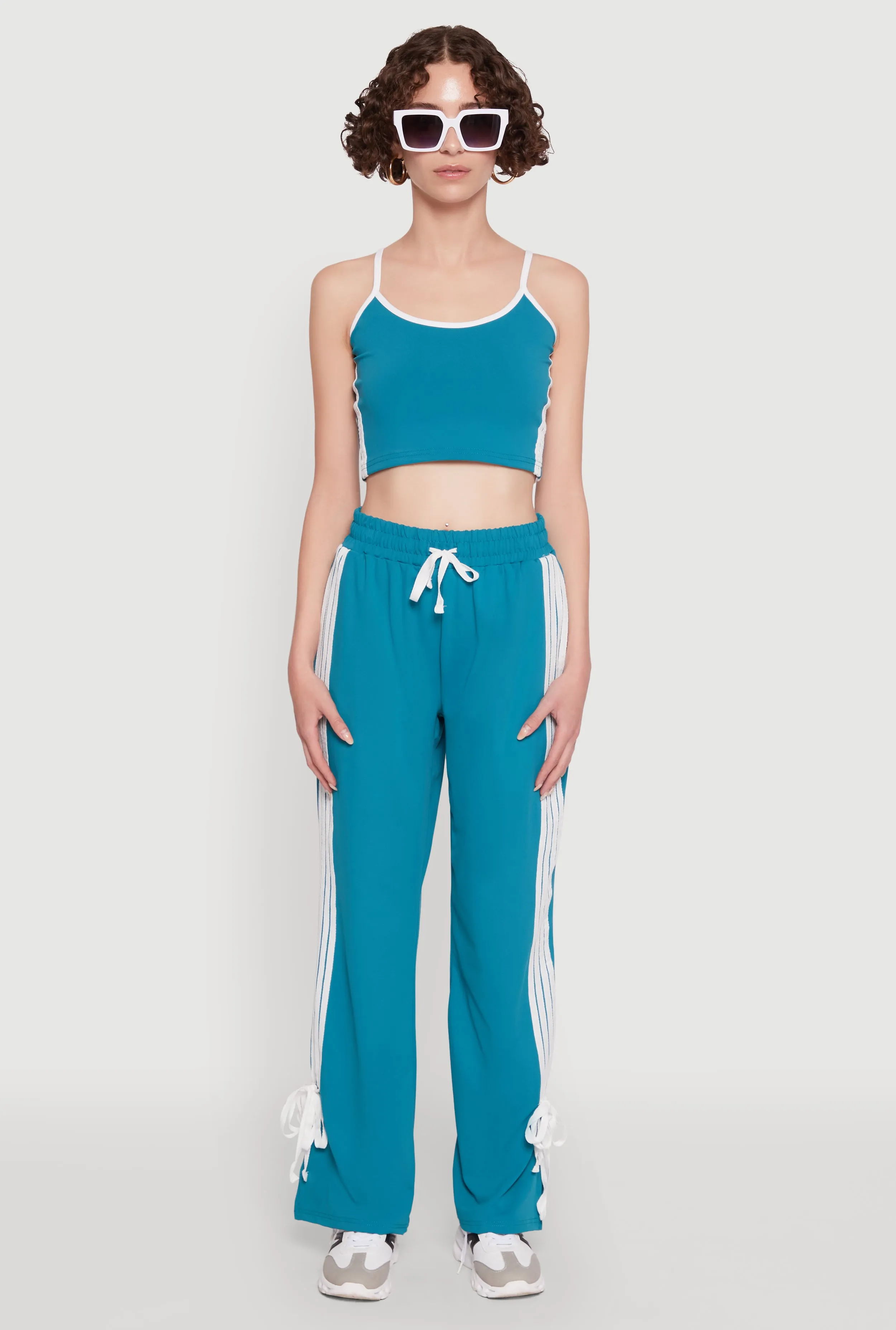 Fresh Lightness High Collar Stylish Contrast Trim Cropped Cami with Varsity Stripes