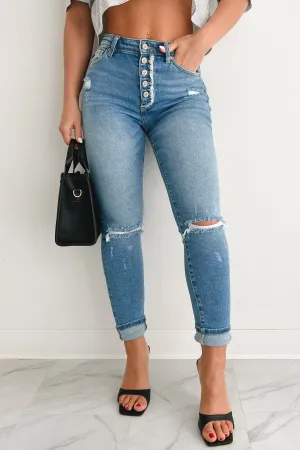 Light Outfit Mckenzie Kancan High Rise Cuffed Mom Jeans (Light)