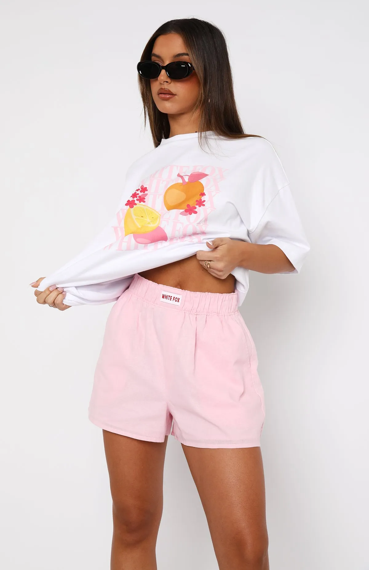 snowboarding apparel Nothing But Love Shorts Pink