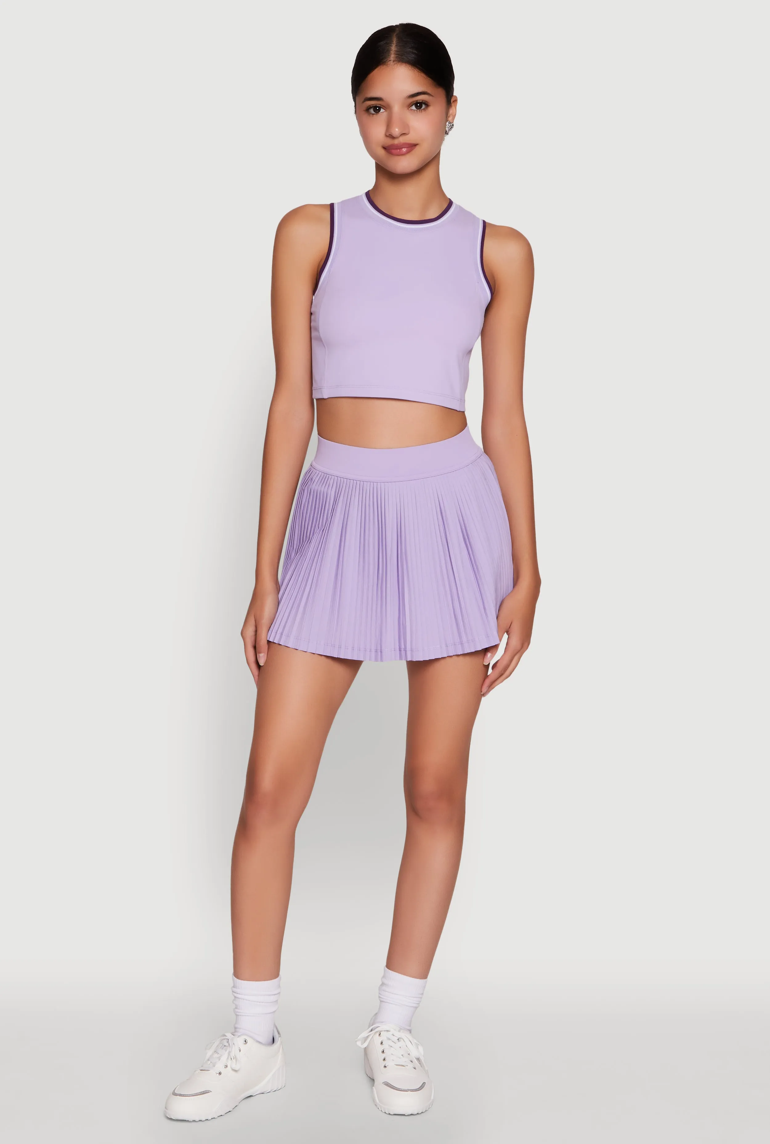 snowfield product promotion Trendy Sleeveless Cropped Crew Neck Top with Contrast Trim