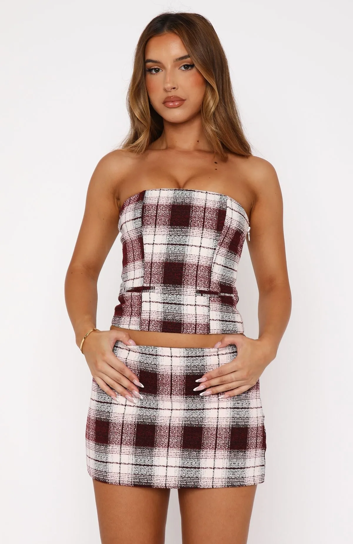 Relaxed Tee Compression Fit Xoxo Strapless Bustier Red Plaid
