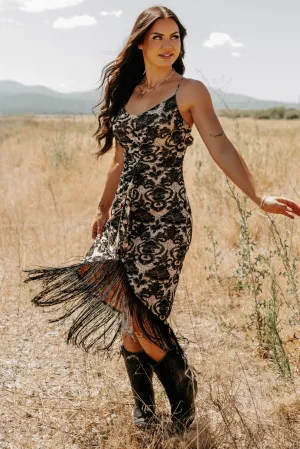 Daily Glam Chic & Certain Sleeveless Fringe Midi Dress (Black/Taupe)