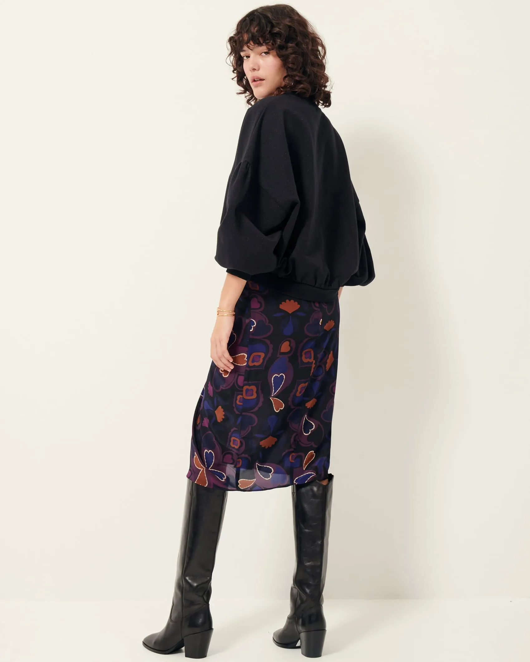 Cozy Vibe Silent Mood Art Express Leezza Skirt