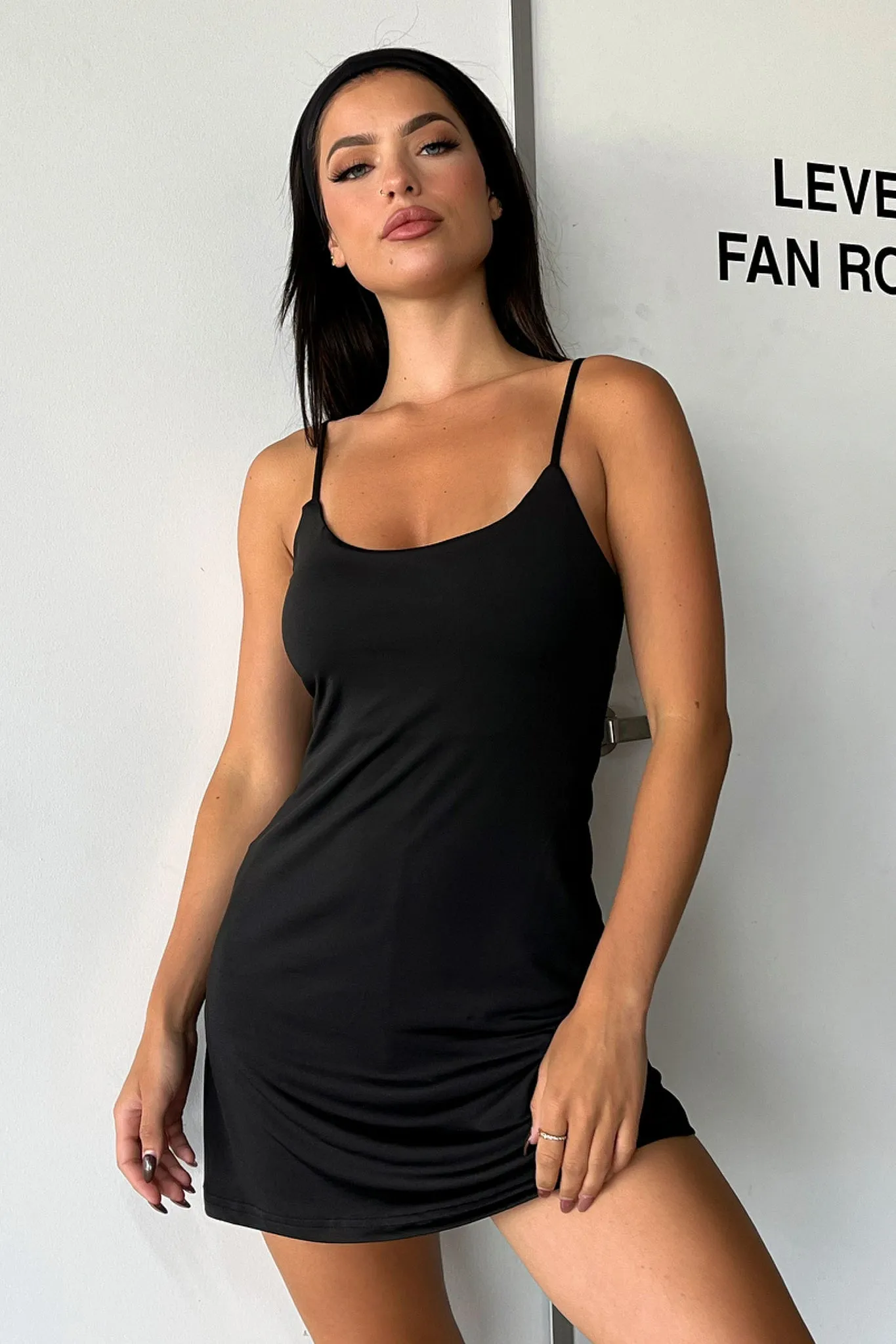 Effortless casual wear Chic Design Kyri Dress - Black
